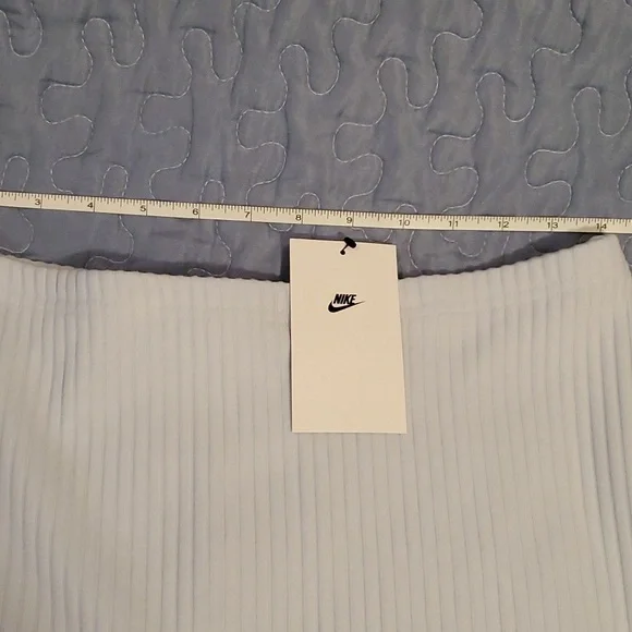 Nike Women's Light Blue Skater Skirt,  Size M - Picture 5 of 9
